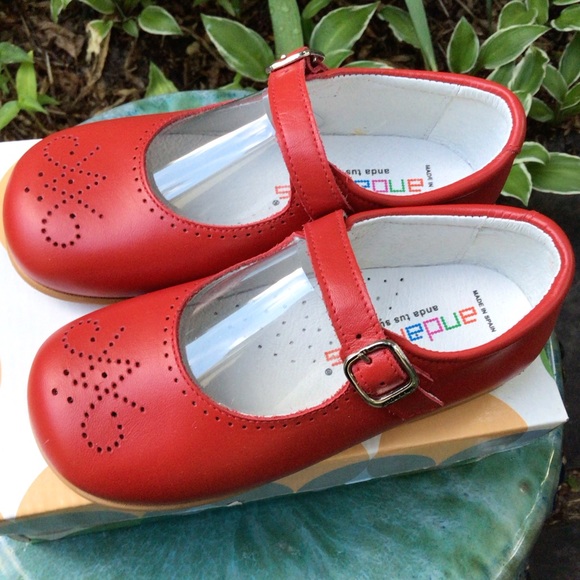 andanines* (26 Eu) (9.5 US) ToddlerG Red Maryjane Shoes, Imported Spain. NWT - Picture 5 of 8